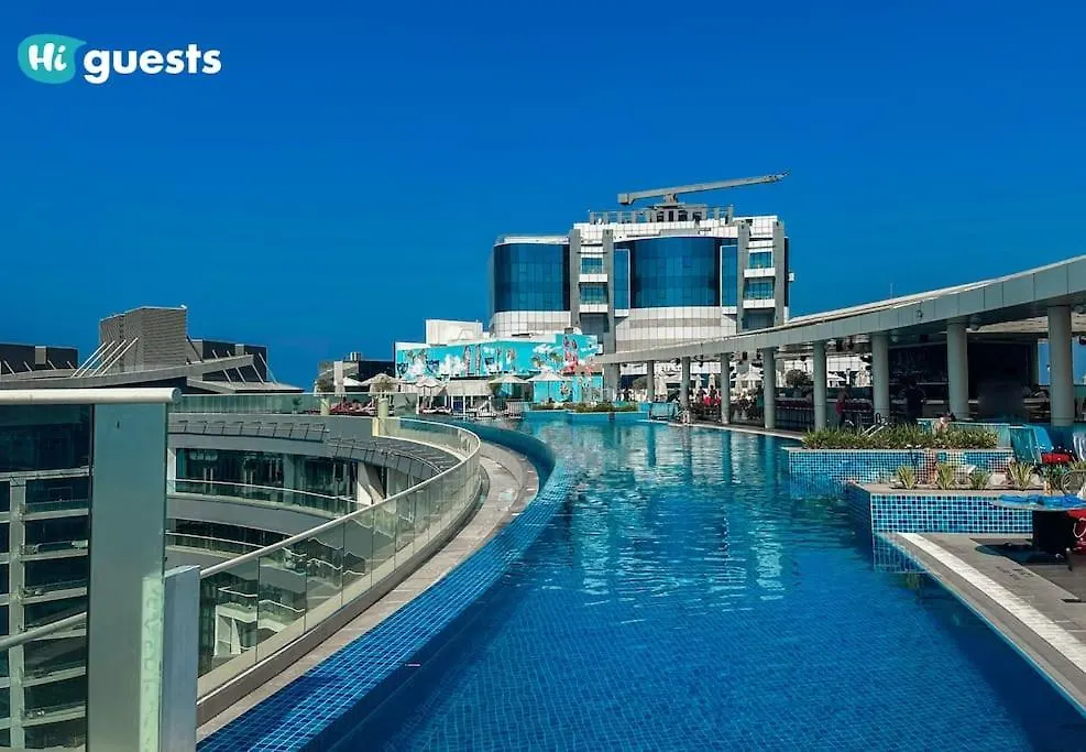 Apartment Higuests - Palm Jumeirah Studio With Roof Top Infinity Pool Dubai United Arab Emirates